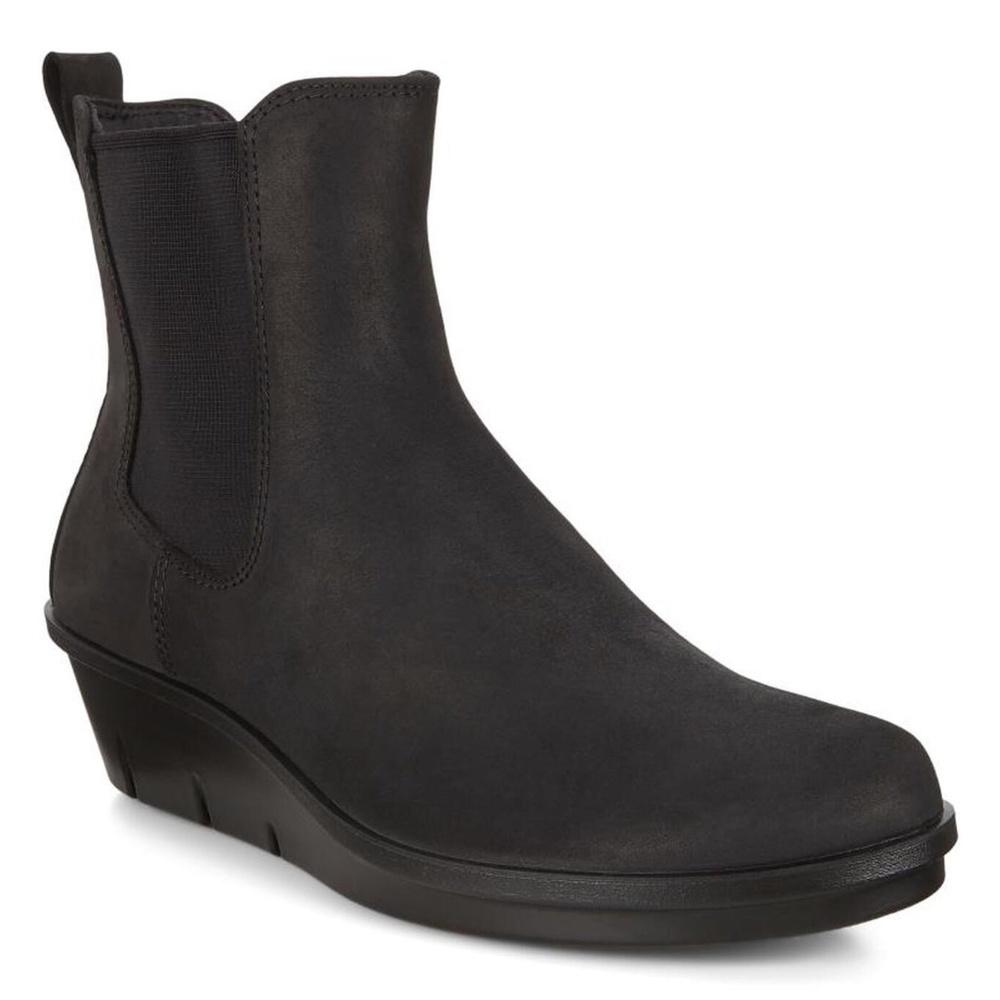 ECCO Skyler black suede ankle boot size 42 NWT